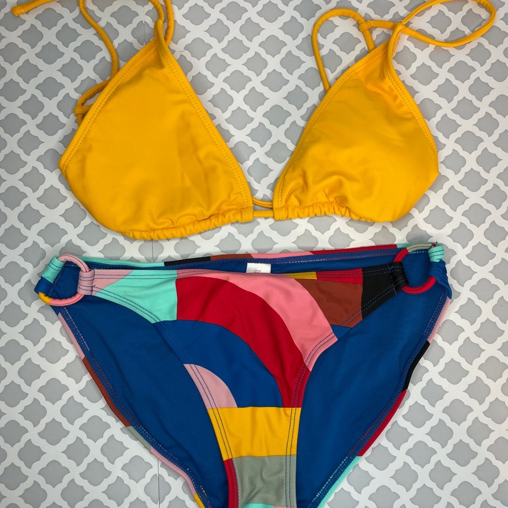 String BIKINI Top 7-9 & Bottom 7-9 Med Yellow Padded Bra EUC  NoBo Multicolored
